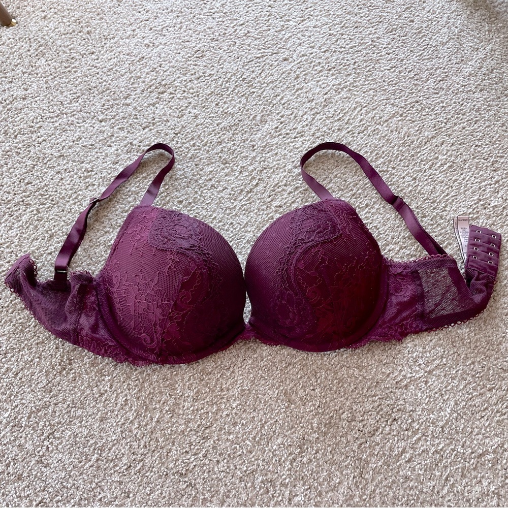 Victoria’s Secret Dream Angels Lace push up bra padded purple maroon 32DD